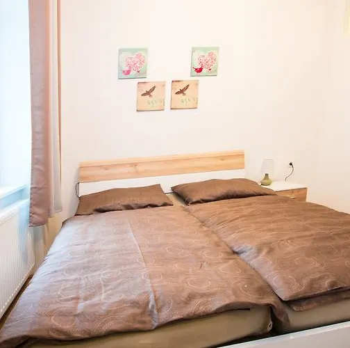 The Barts - Self Check-in Apartman